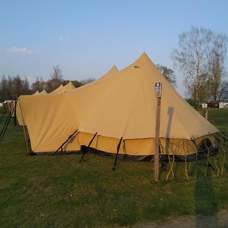 Tent-Ok Opende Экстерьер фото
